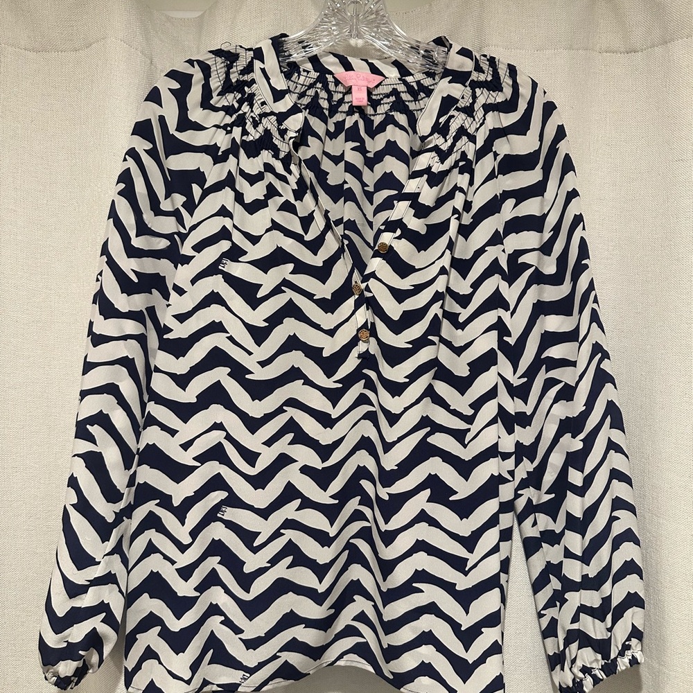 Lilly Pulitzer Navy and White Bird Print Blouse
